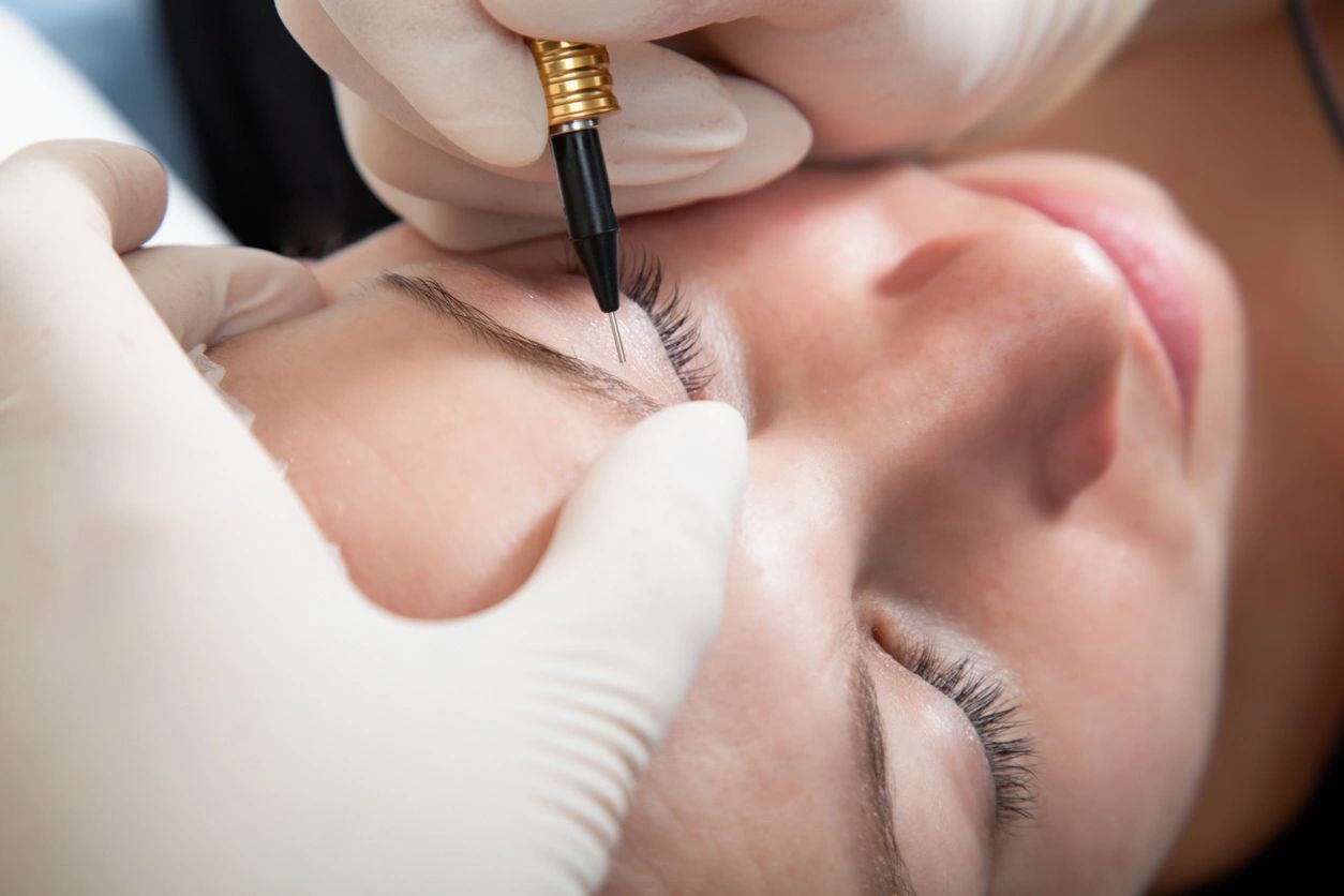 Louisville Beauty Academy - 3 days intense training program - Microblading